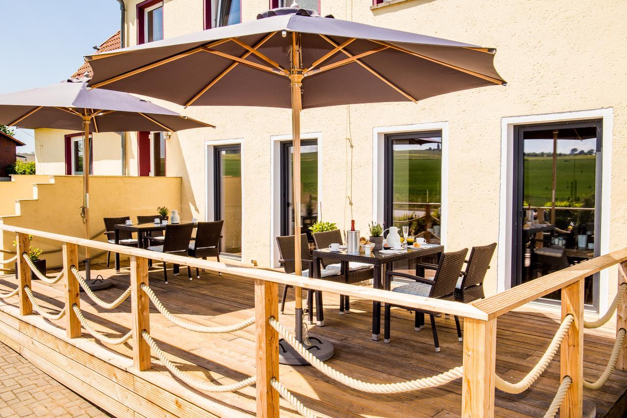 Pension Zum Riedensee Bastorf Buitenkant foto