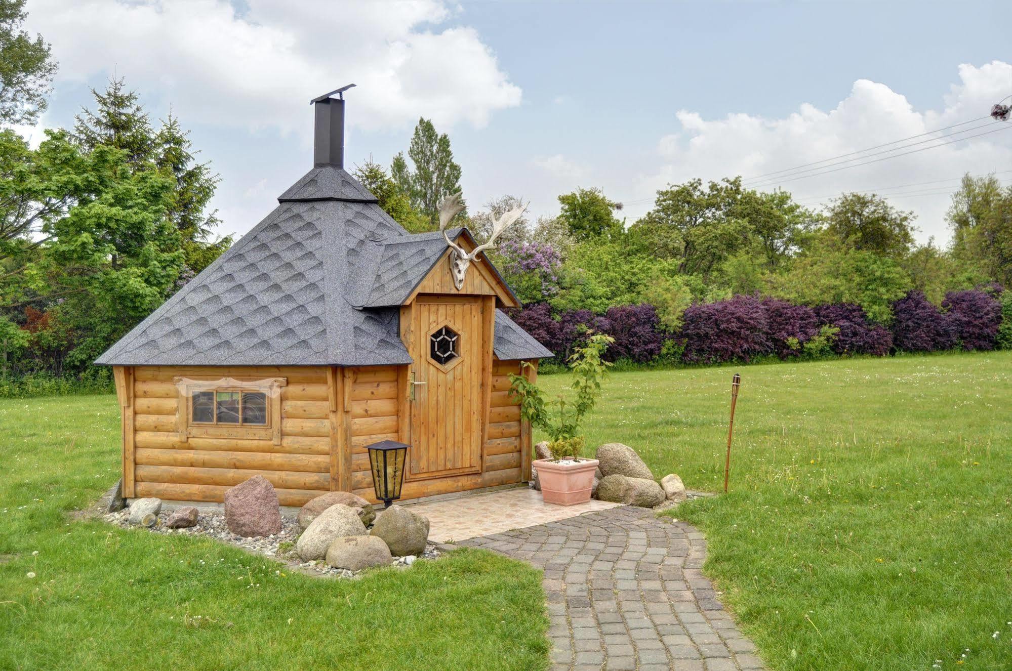 Pension Zum Riedensee Bastorf Buitenkant foto