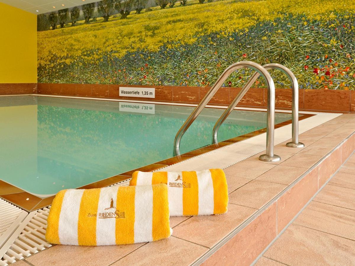Pension Zum Riedensee Bastorf Kamer foto